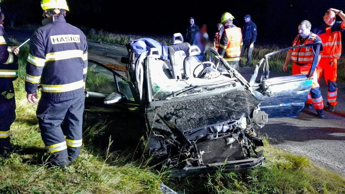 Tragická nehoda vozu značky Mercedes na Plzeňsku