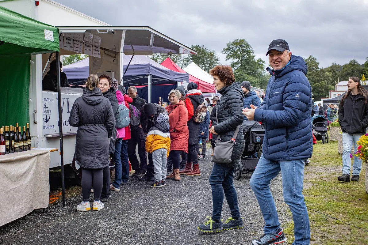 Sousedský food festival v Tachově láká na autentickou atmosféru i moravská vína