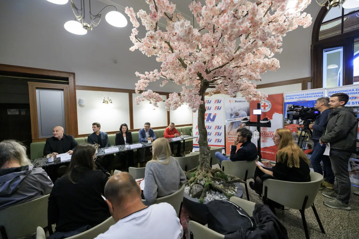 Plzeň jako první na světě zdarma nabízí trénink první pomoci s virtuální realitou