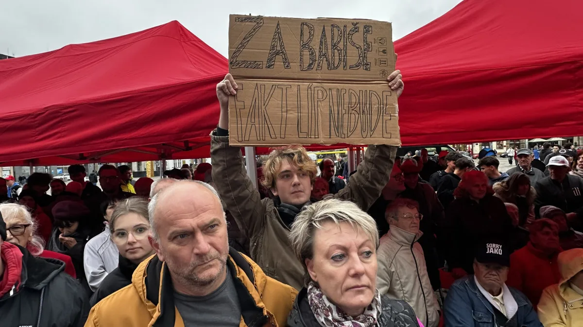 Babiš šel na akci ANO v Plzni do ostrého konfliktu se studenty. Došlo i na Jezulátko