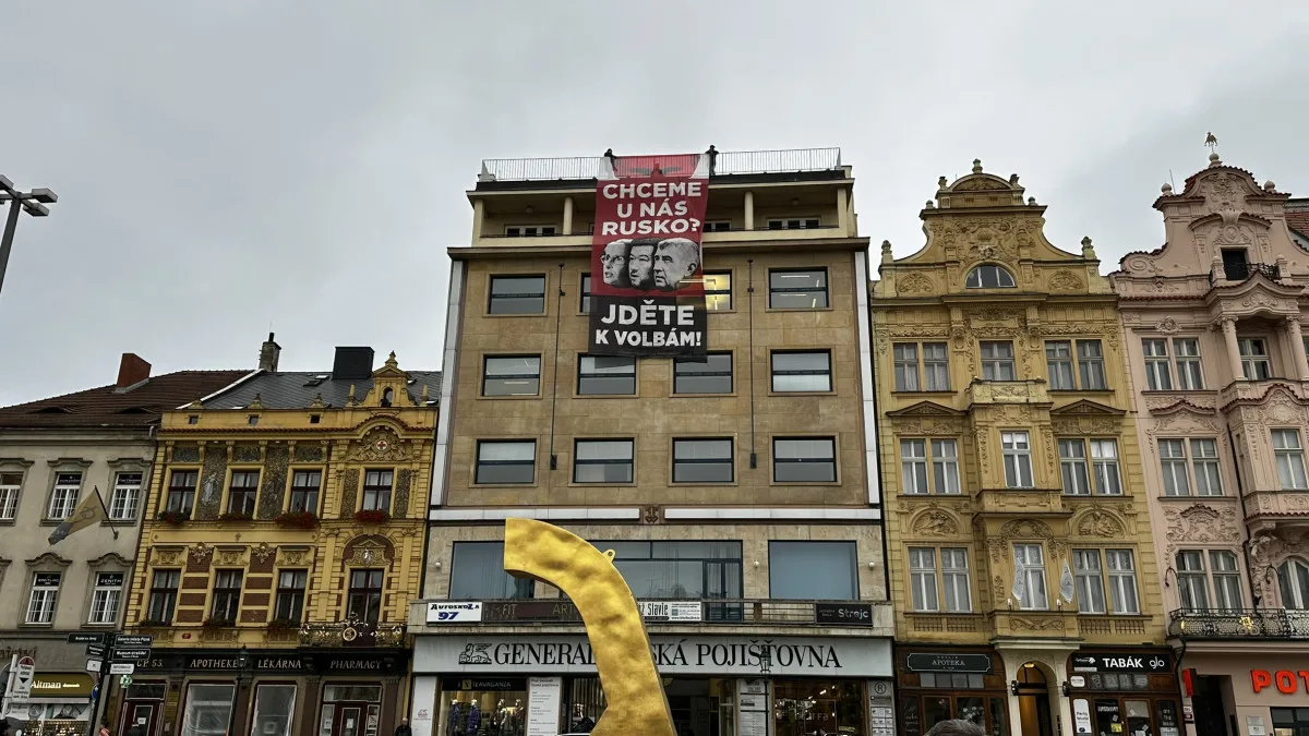 Babiš šel na akci ANO v Plzni do ostrého konfliktu se studenty. Došlo i na Jezulátko