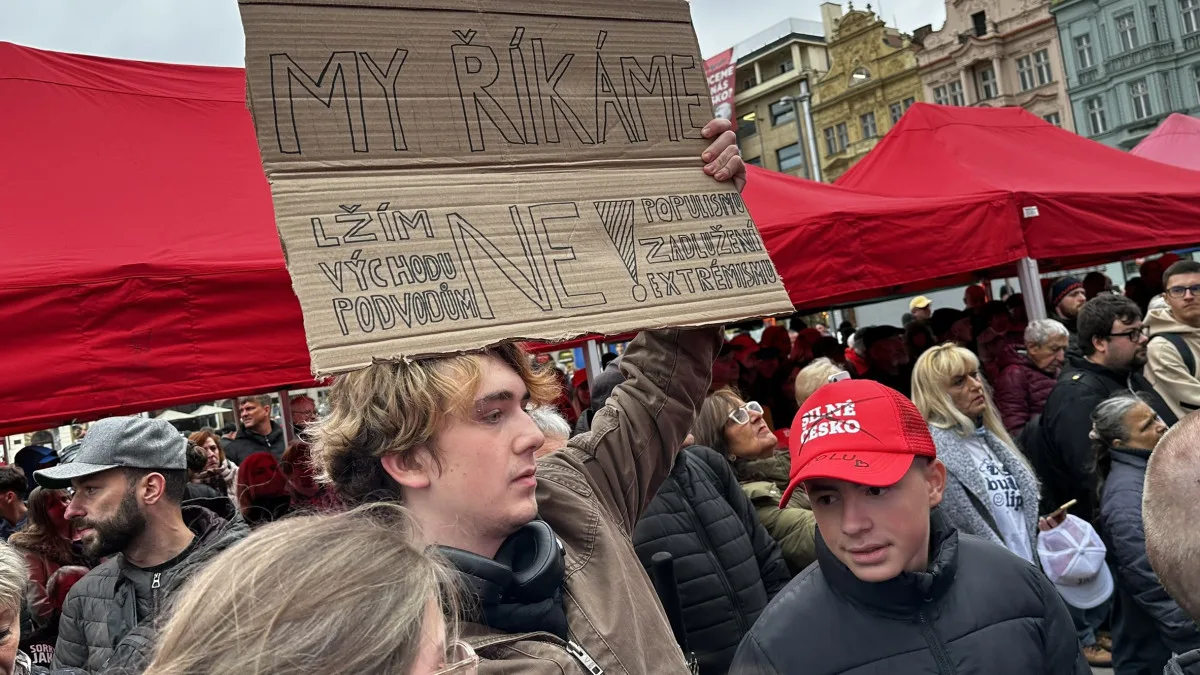 Babiš šel na akci ANO v Plzni do ostrého konfliktu se studenty. Došlo i na Jezulátko