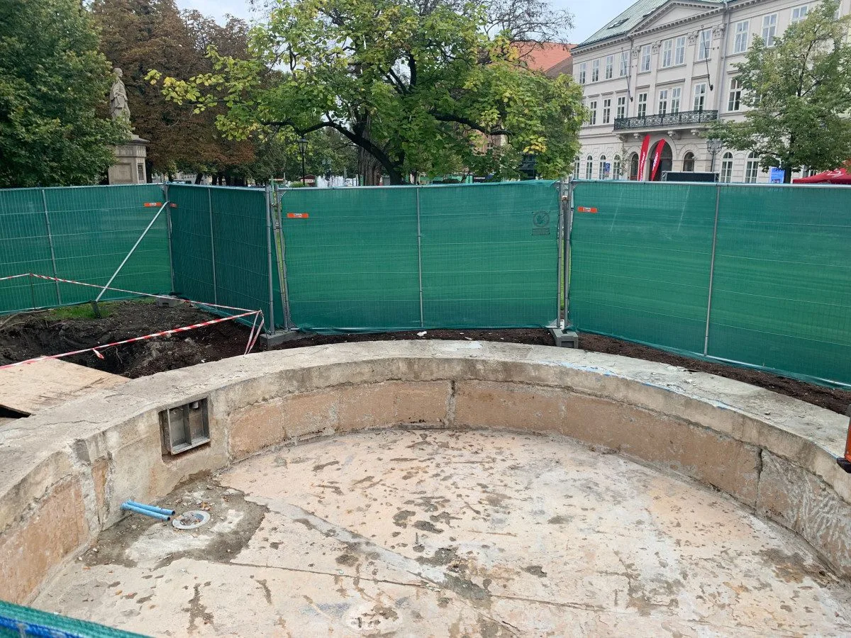 Fontána Corso se po šestimilionové opravě znovu rozezní hudbou Bedřicha Smetany