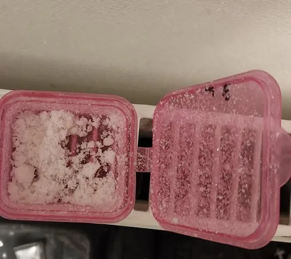 Z těchto látek lze vyrobit kilogram pervitinu