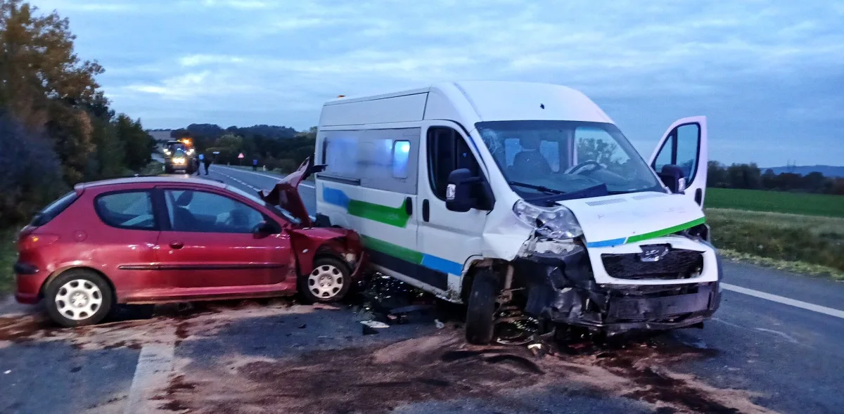 Zfetovaná a opilá řidička se rozhodla zabít sebe i svou osmiletou dcerou