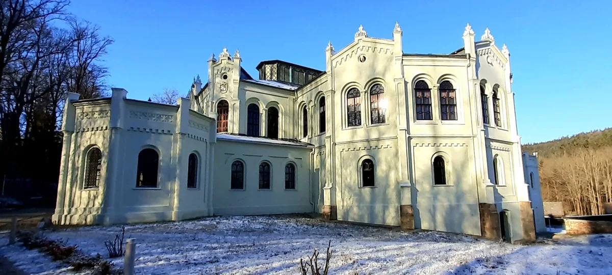 Jízdárna nabídne adventní prohlídky i vánoční trh