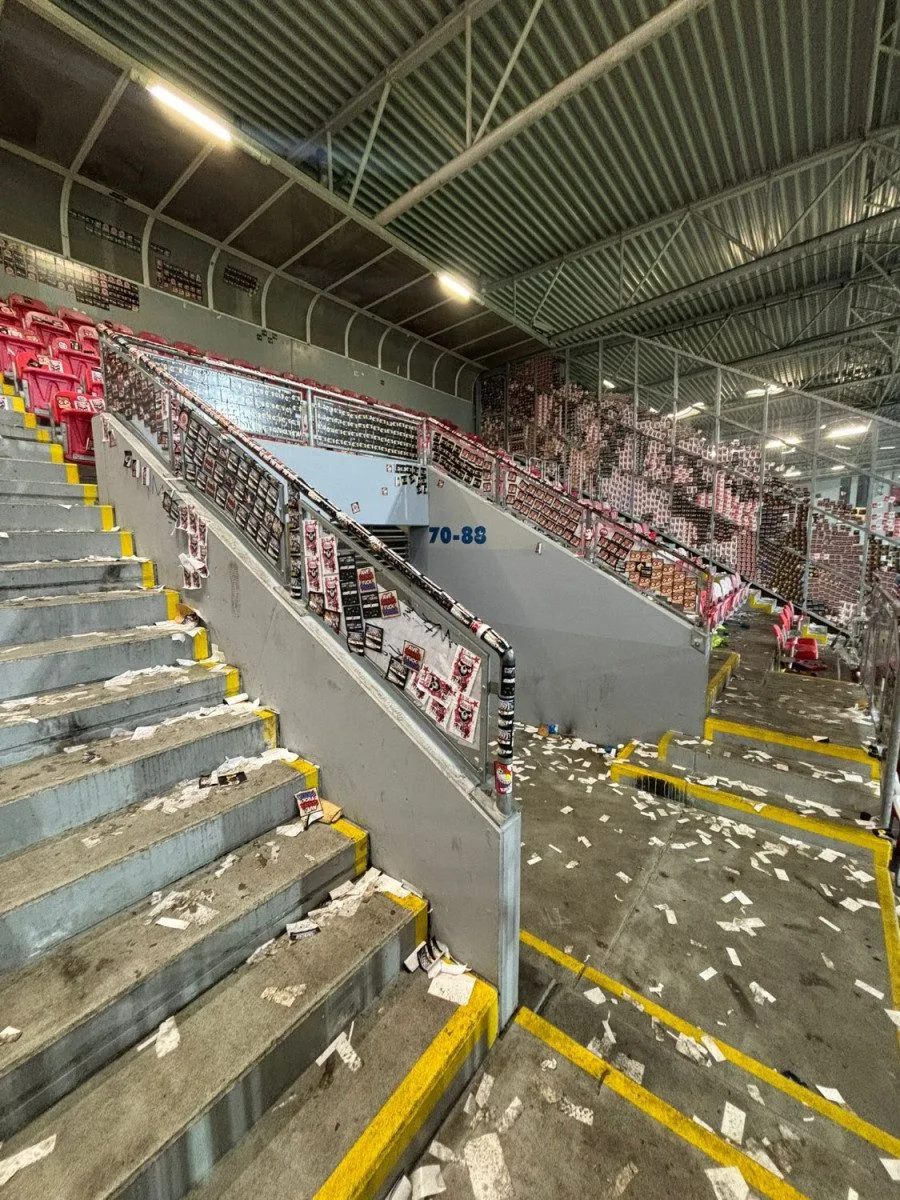 Slavia dostala rekordní pokutu 600 000 za řádění fanoušků a demolici stadionu v Plzni