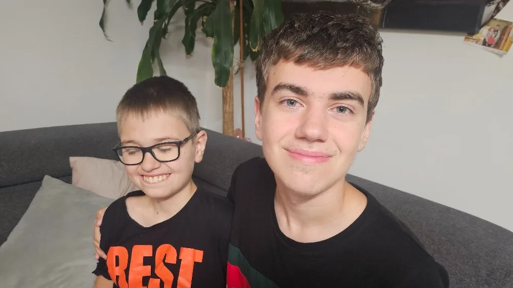 Lukáš s bráchou