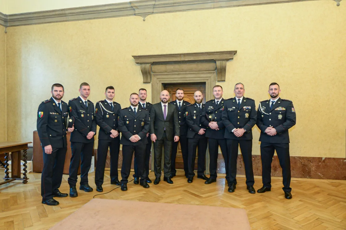 FOTO: Hrdinové, kteří žijí mezi námi. Na plzeňské radnici bylo oceněno 22 statečných