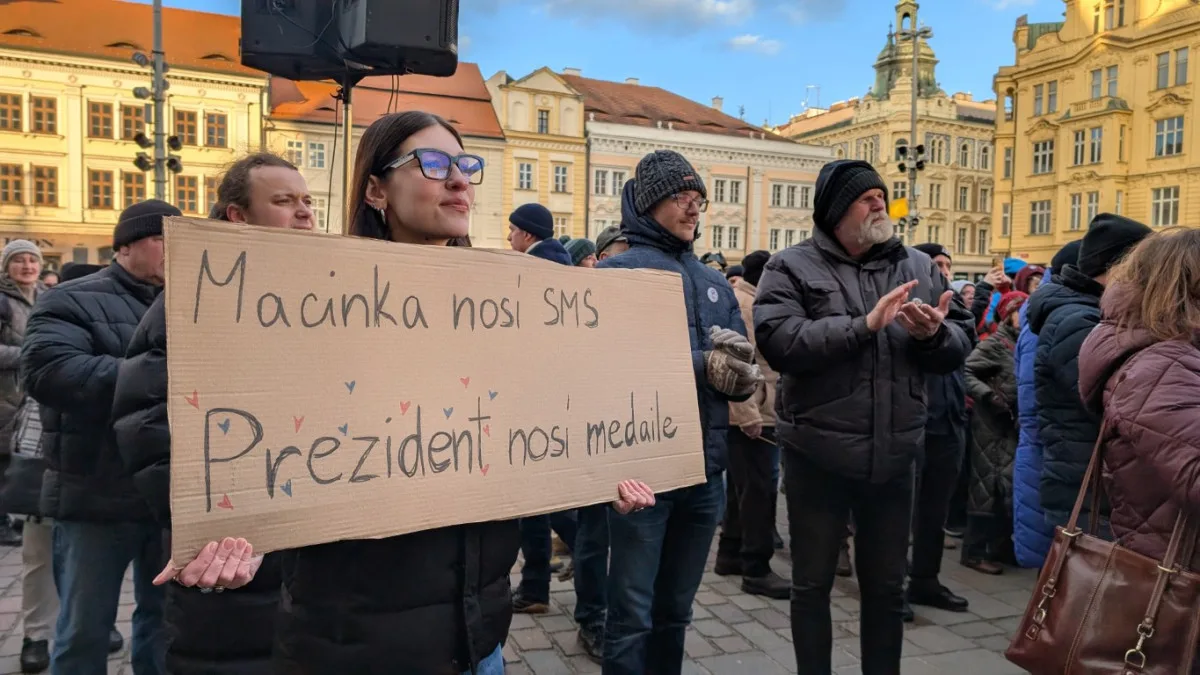 Přerostlé dítě za ministra nechceme, lidé v Plzni vyjádřili prezidentovi podporu