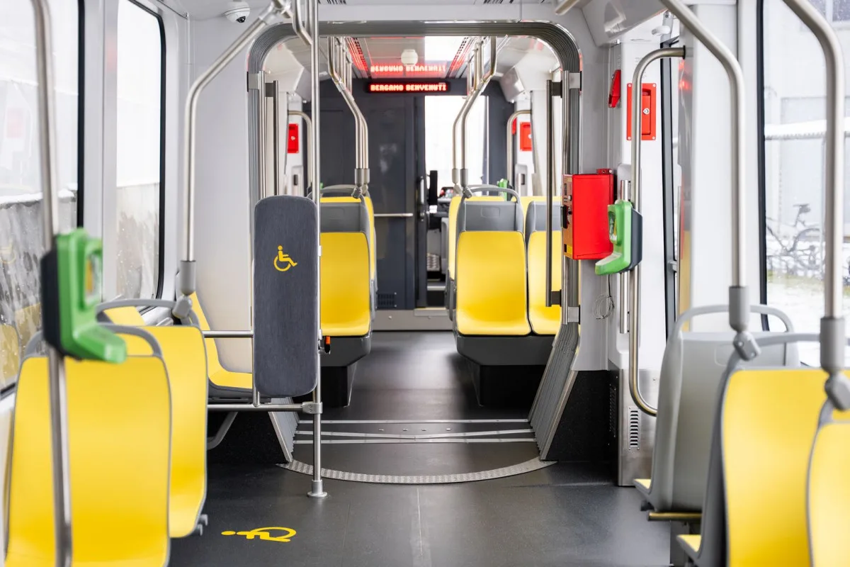 Plzeňská Škoda představila první tramvaj nové generace, jezdit bude v ulicích Bergama
