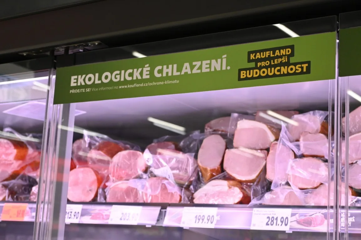 Váhy s umělou inteligencí nebo úklidový robot. Nový Kaufland sází na moderní technologie