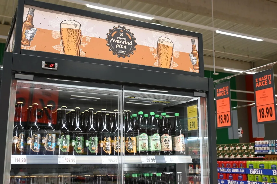Váhy s umělou inteligencí nebo úklidový robot. Nový Kaufland sází na moderní technologie