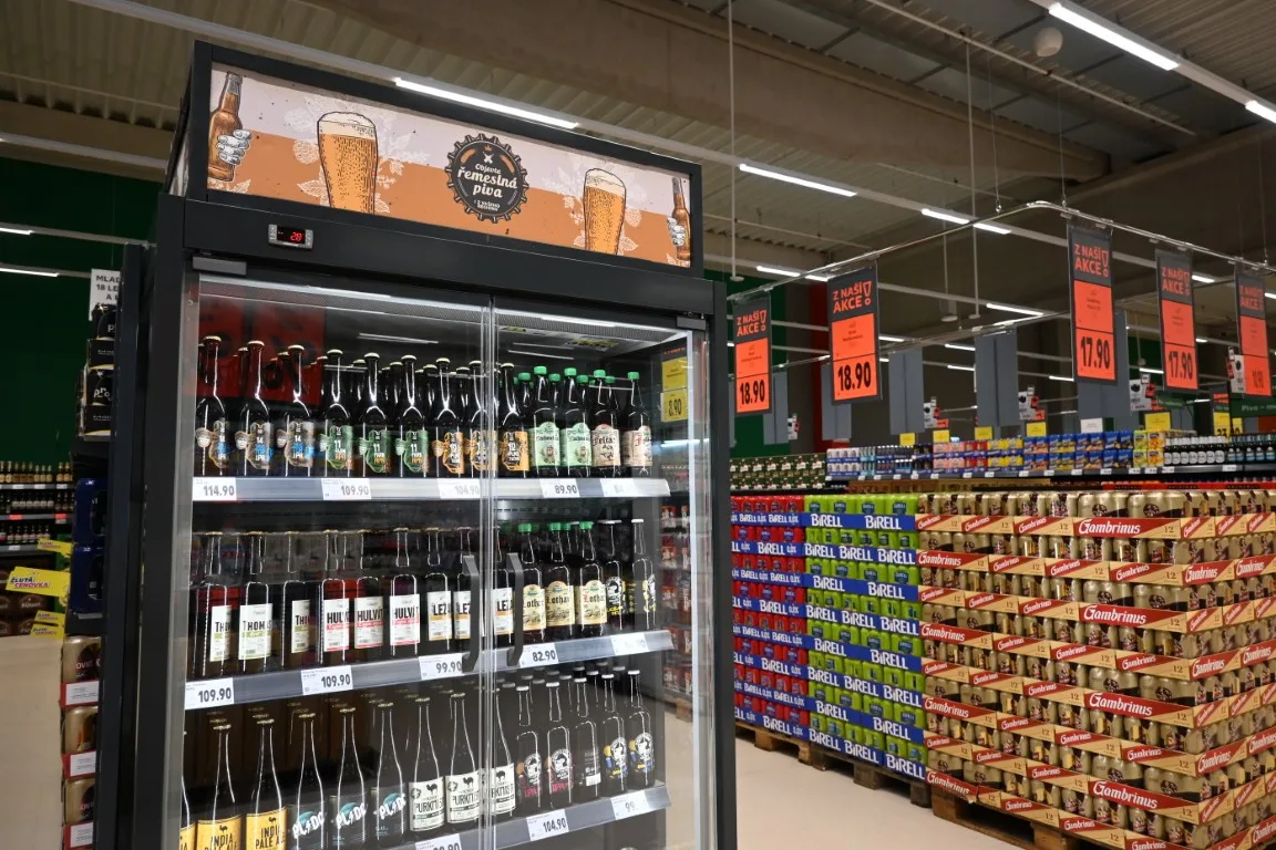 Váhy s umělou inteligencí nebo úklidový robot. Nový Kaufland sází na moderní technologie