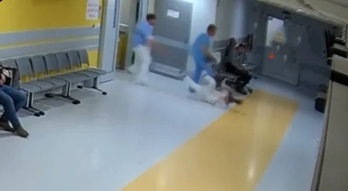 Agresivní a nebezpeční pacienti útočí. Fakultní nemocnice posílila speciální ostrahu