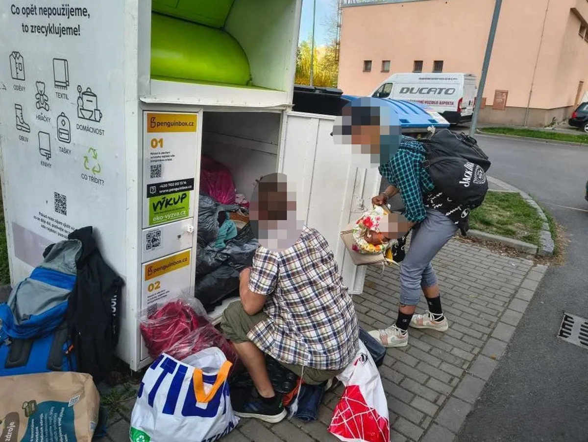 Tyto zloděje načapali strážníci přímo při činu