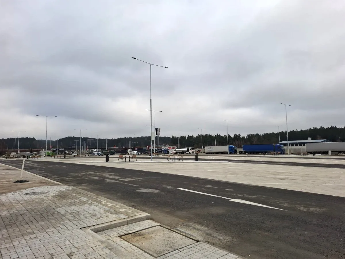 Pravá část dálniční odpočívky prošla modernizací loni