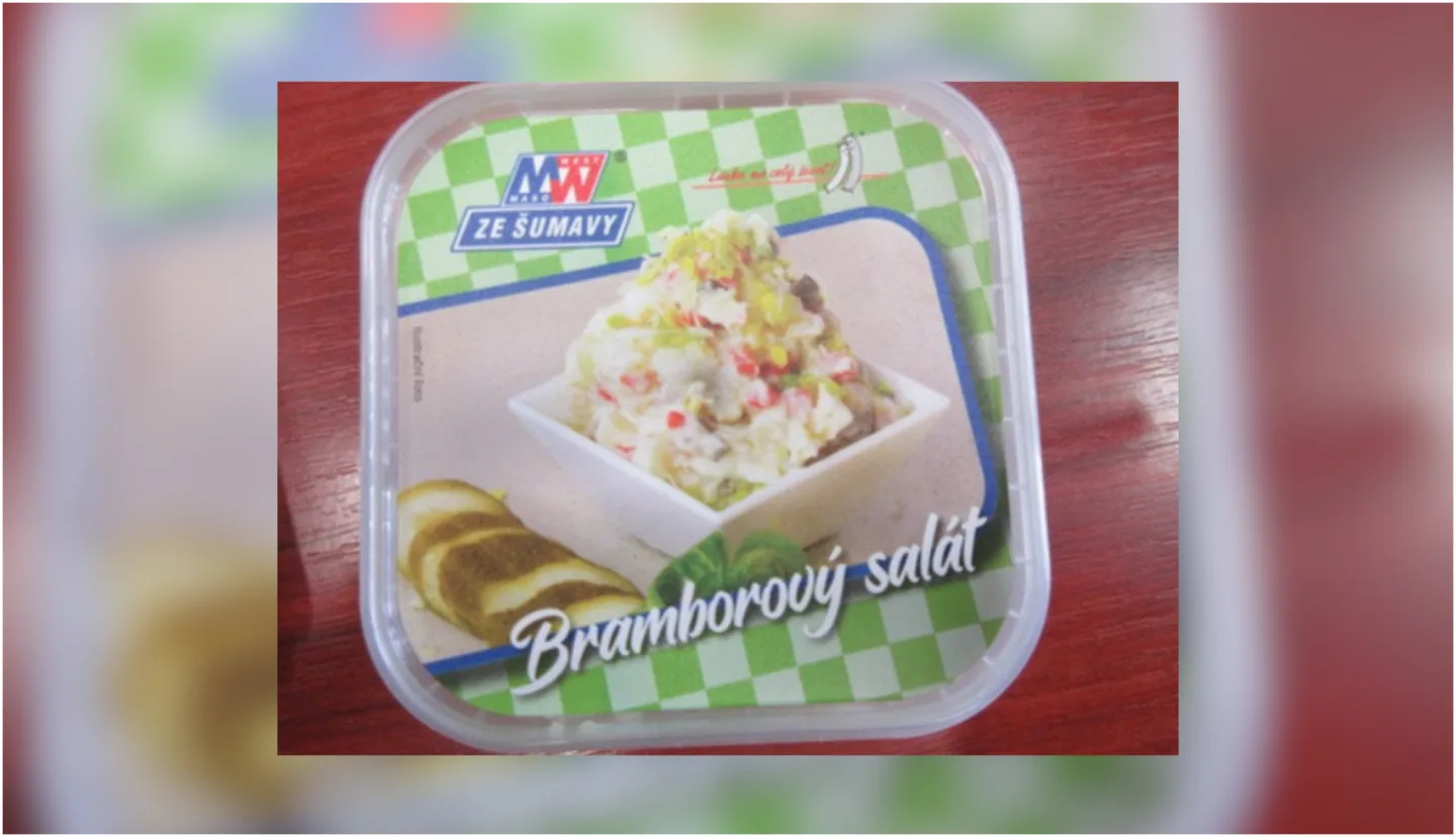 Bramborový salát obsahoval rizikovou bakterii, oblíbený řetězec ho stahuje z prodeje