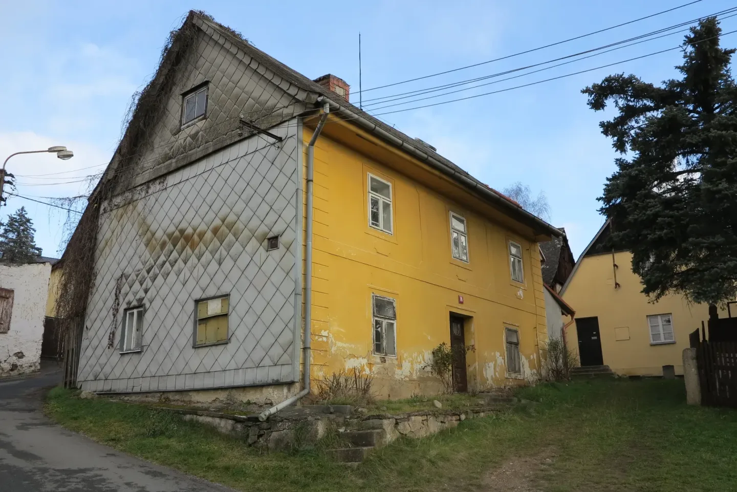 Městský dům čp. 77 v Manětíně