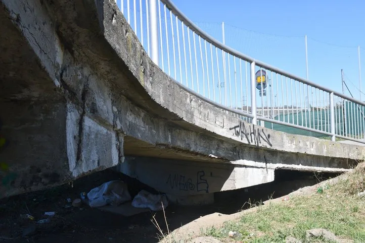 Lávka přes Mži ve Štruncových sadech bude do podzimu uzavřená. Začíná rekonstrukce