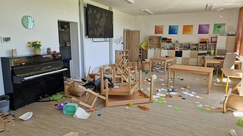 Zvrat v případu zdemolované školky, policisté dopadli překvapivé pachatele