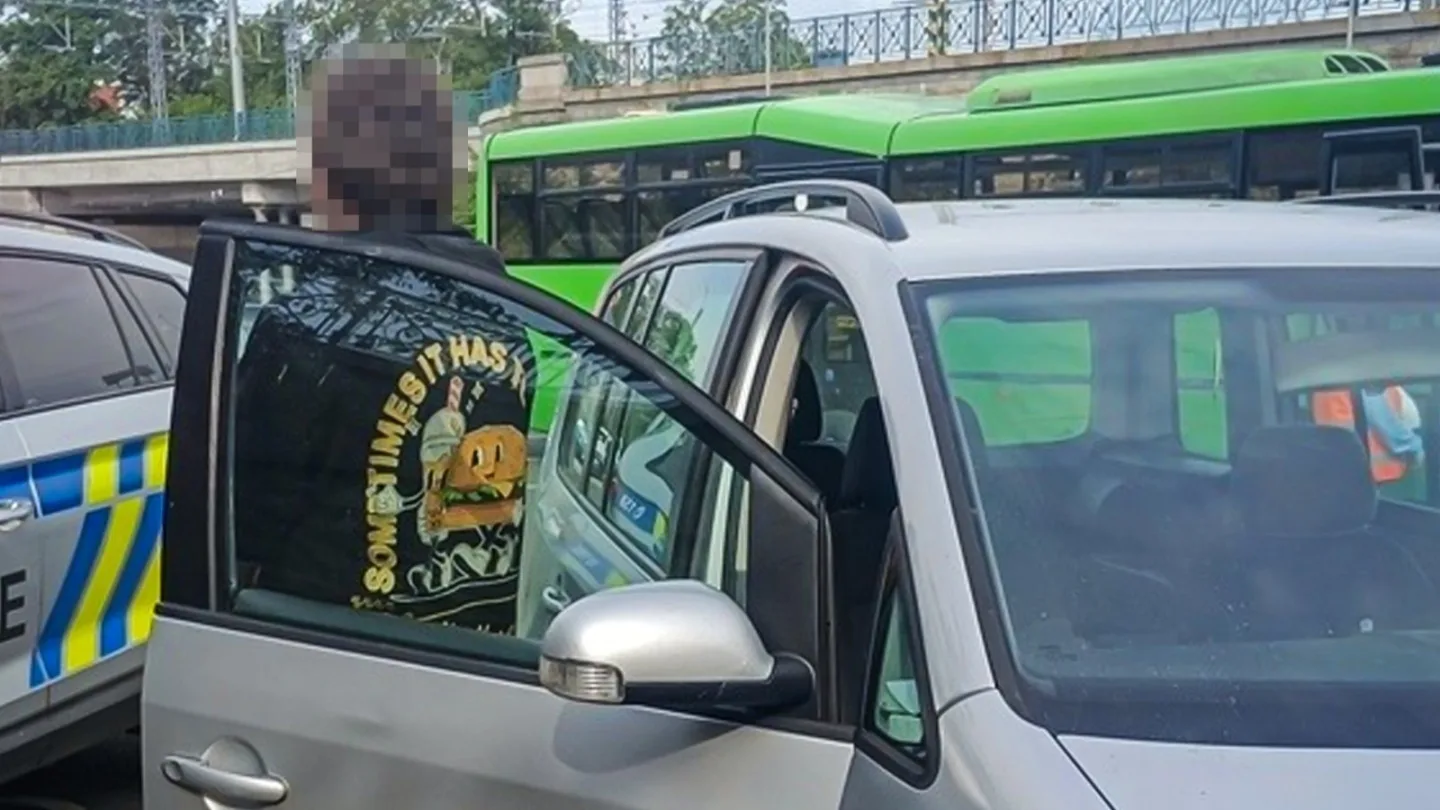 Probuzený muž zapíral, že auto na invalidech sám zaparkoval