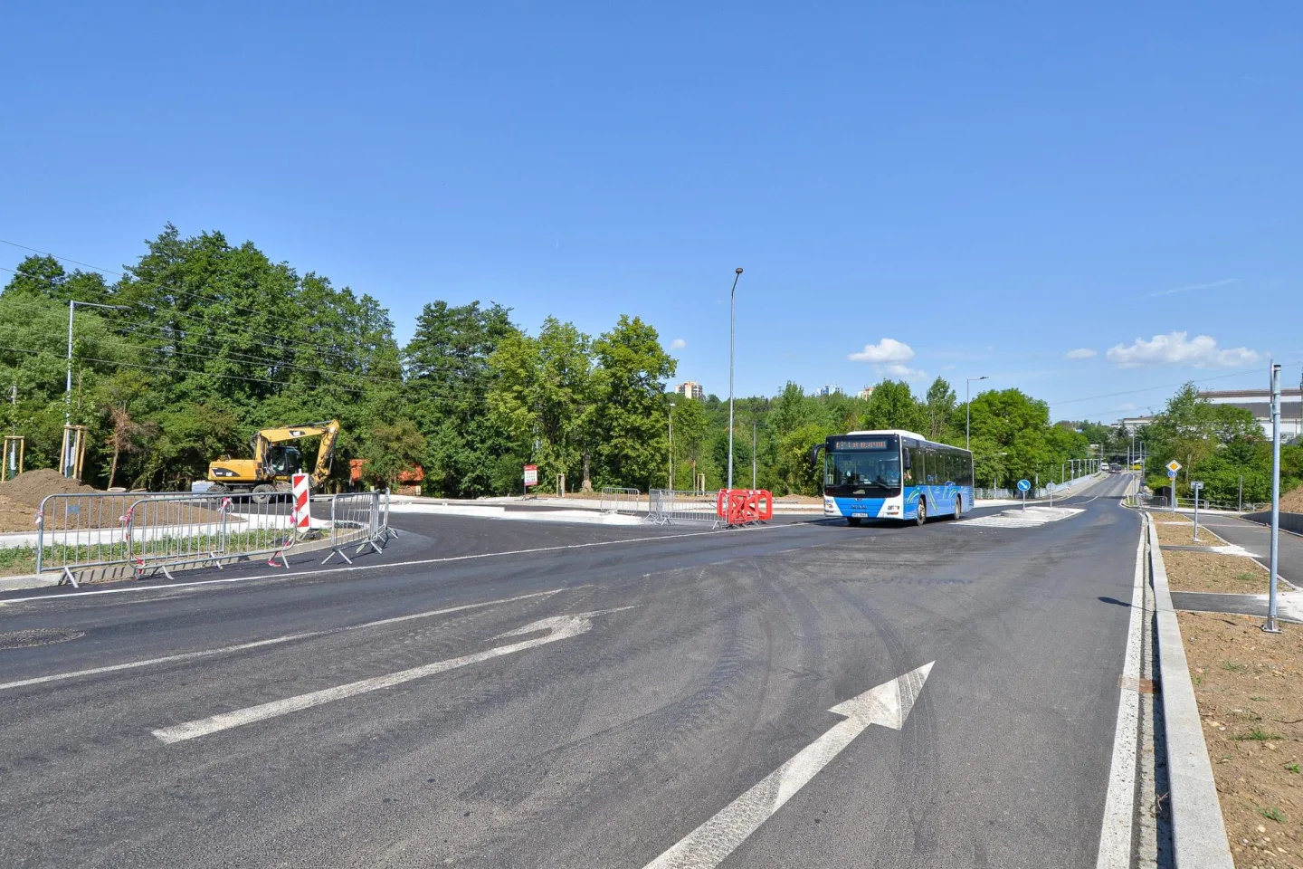 Řidiči si mohou oddechnout, nebezpečná a nepřehledná křižovatka je minulostí