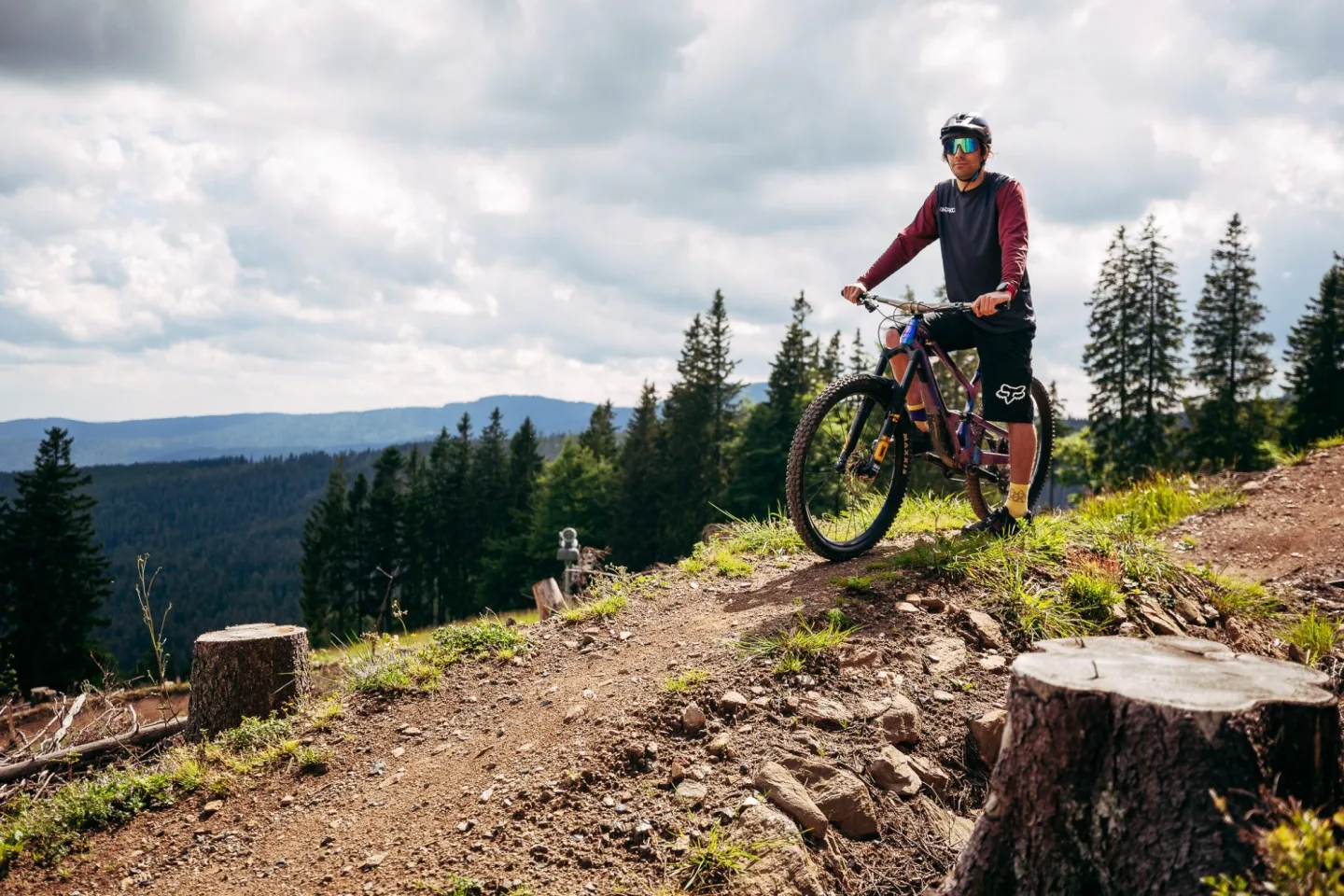 Šumavský Špičák zahajuje každodenní letní sezonu bikeparku