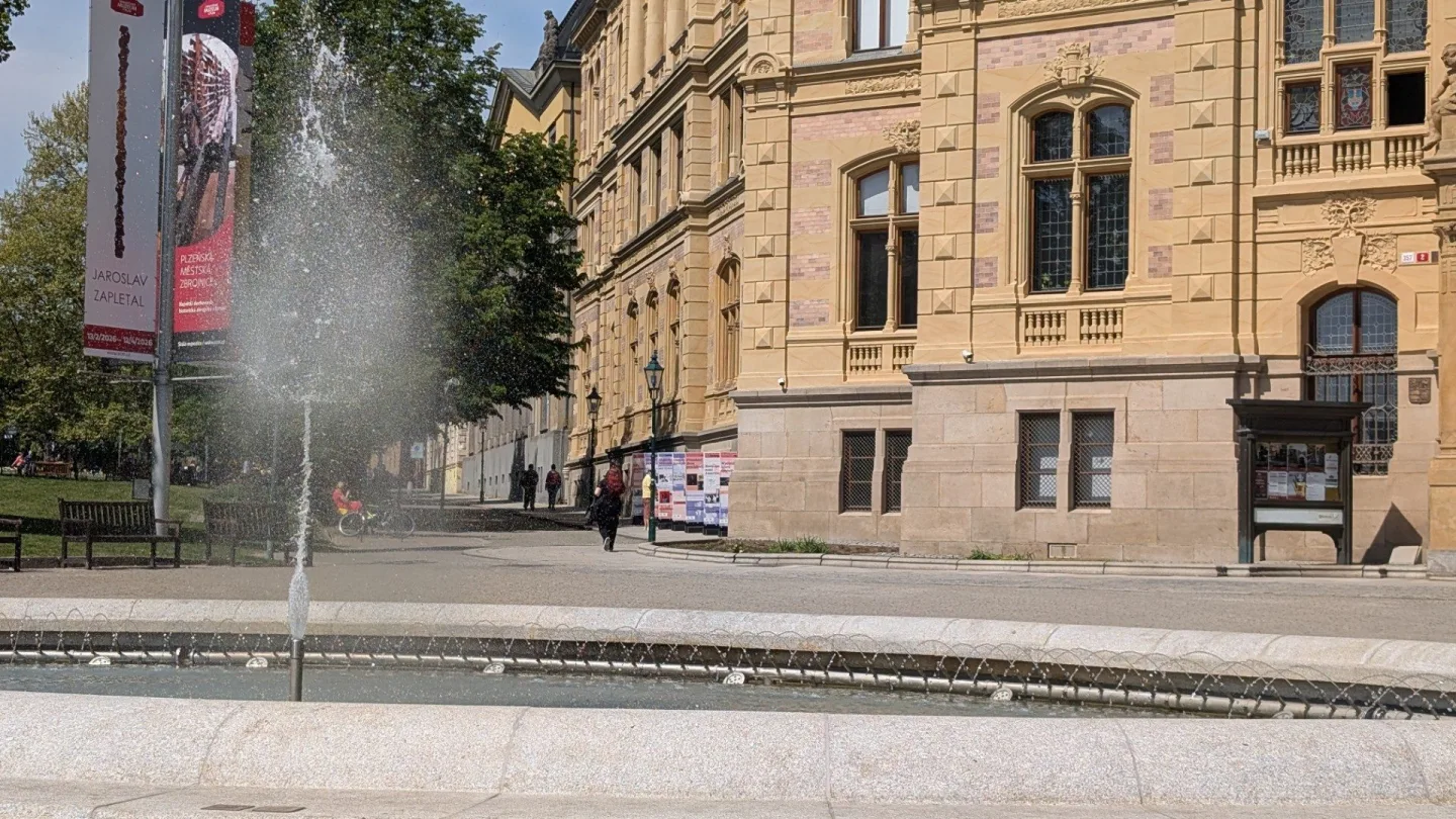 Meteorologové varují před vedry, může padnout i teplotní rekord z roku 1917