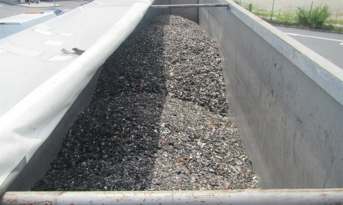 Do Česka mířilo přes hranice 72 tun odpadu. Celníci zadrželi tři nelegální zásilky
