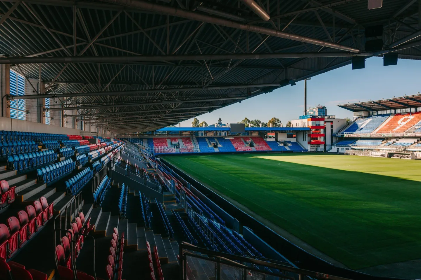 Viktoria otevírá stadion fanouškům i turistům. Ukáže i běžně nepřístupná místa