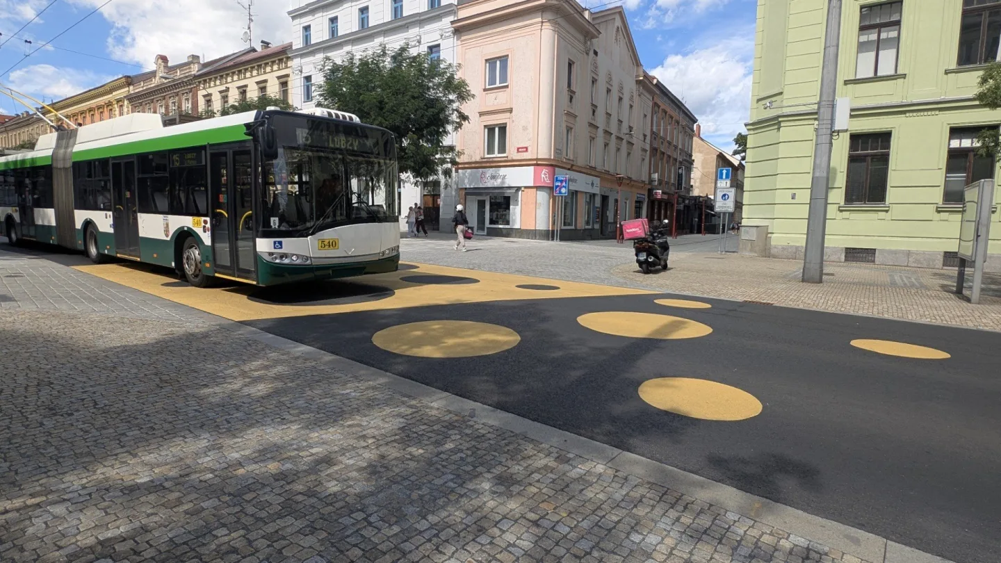 Americká třída dostala puntíky, některé to zaskočilo. Ve vizualizacích nebyly