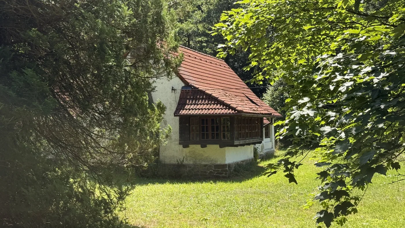Slavná Werichova chata na Šumavě byla posledním místem, které herec v životě viděl