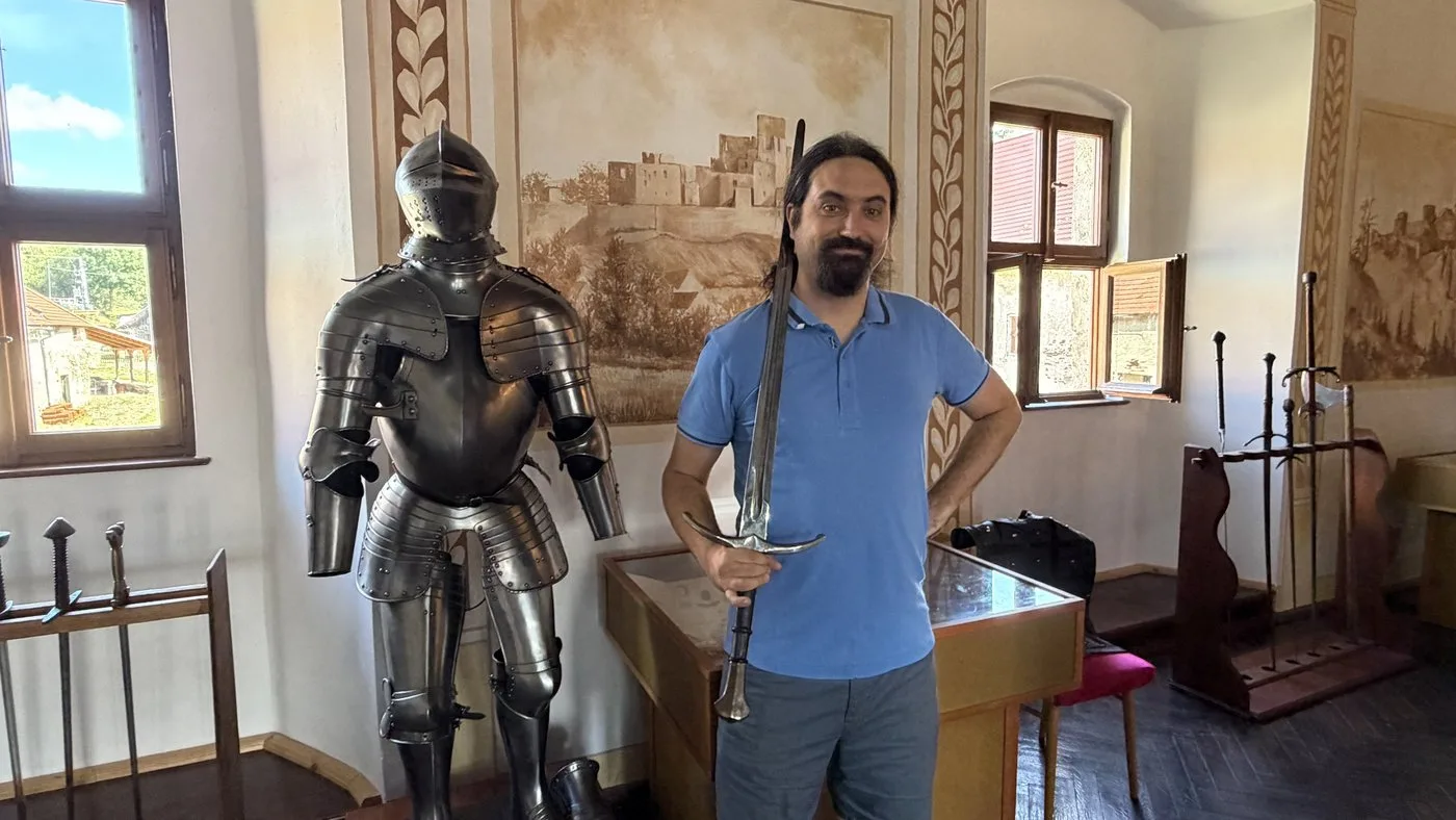 Expozice věnovaná historickému šermu se zbrojnicí