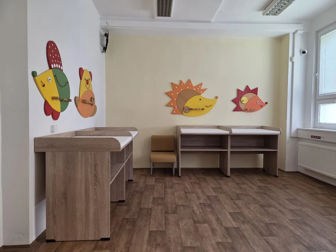 Rodiče tisíců dětí o své pediatričky nepřišli. Mají nové prostory v bývalém úřadu