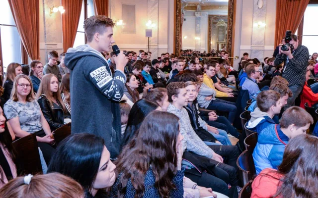 V Plzni začaly Slavnosti svobody, přijelo deset veteránů.