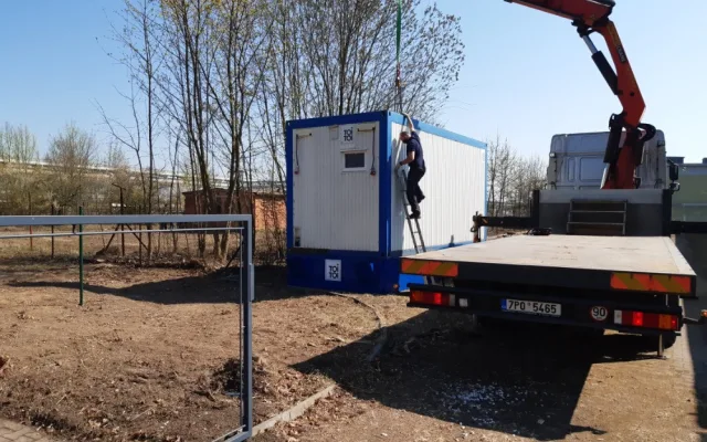 Stanové městečko pro plzeňské bezdomovce je hotové a čeká na první obyvatele