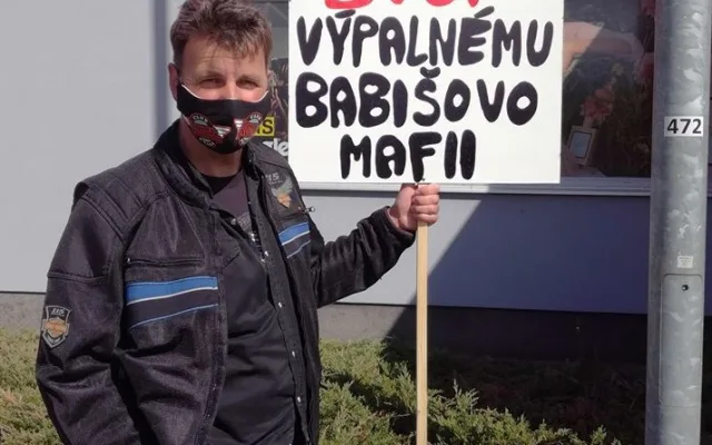 Pendleři na přechodu Folmava protestují proti povinné platbě za testy na koronavirus