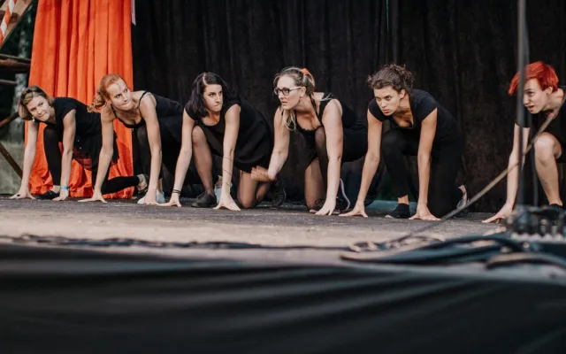 Festival Divadelní léto bude, musí ale omezit program i počet diváků