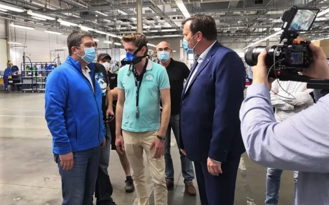 O státní zakázky se chce ucházet plzeňská firma vyrábějící unikátní nanomasky