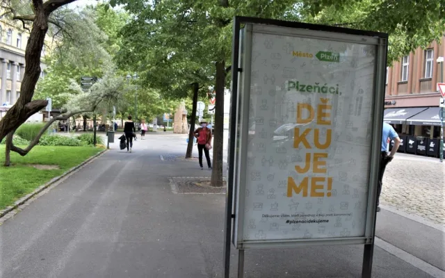V nové kampani děkuje město Plzeň svým občanům za pomoc v boji proti koronaviru