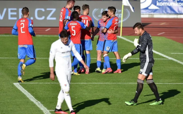 V Ostravě řádil Pavel Bucha, gólem z penalty a asistencí přispěl k vítězství Plzně 2:0