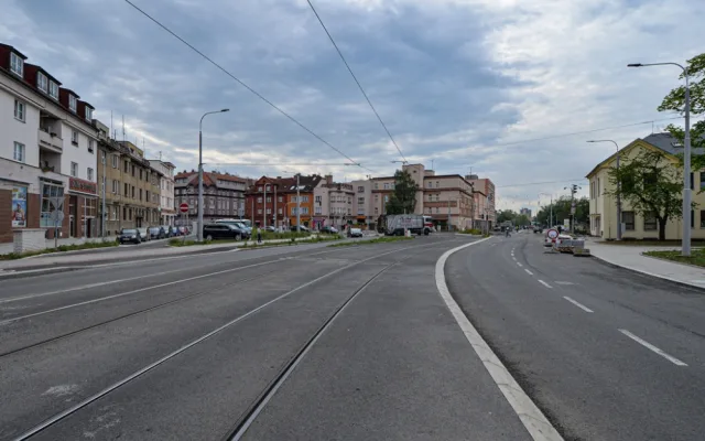 Nová křižovatka ulic Kaplířova–Klatovská–U Borského parku začne fungovat od 13. června