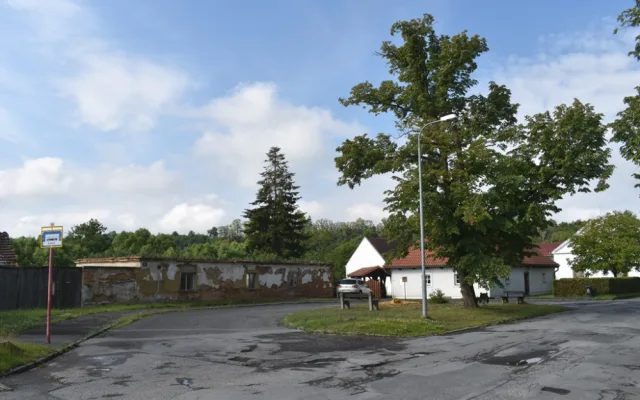 Ulice projde kompletní proměnou, přibudou nové chodníky nebo parkovací stání