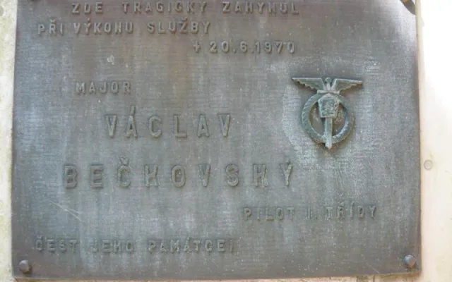 Pamětní deska
