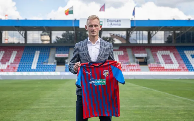 Nová posila v dresu FC Viktoria Plzeň, klub získal univerzála Ondřeje Mihálika