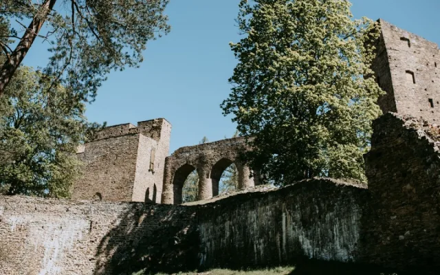 hrad Velhartice