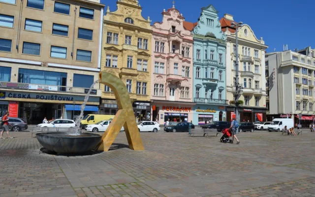 Kašny milované i nenáviděné. Na náměstí jsou už deset let