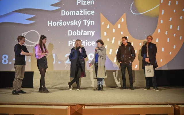 Juniorfest bude i letos v kinosálech pěti měst regionu, nově míří i do on-line prostoru