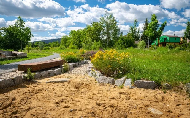 Park u Rakováčku v Rokycanech